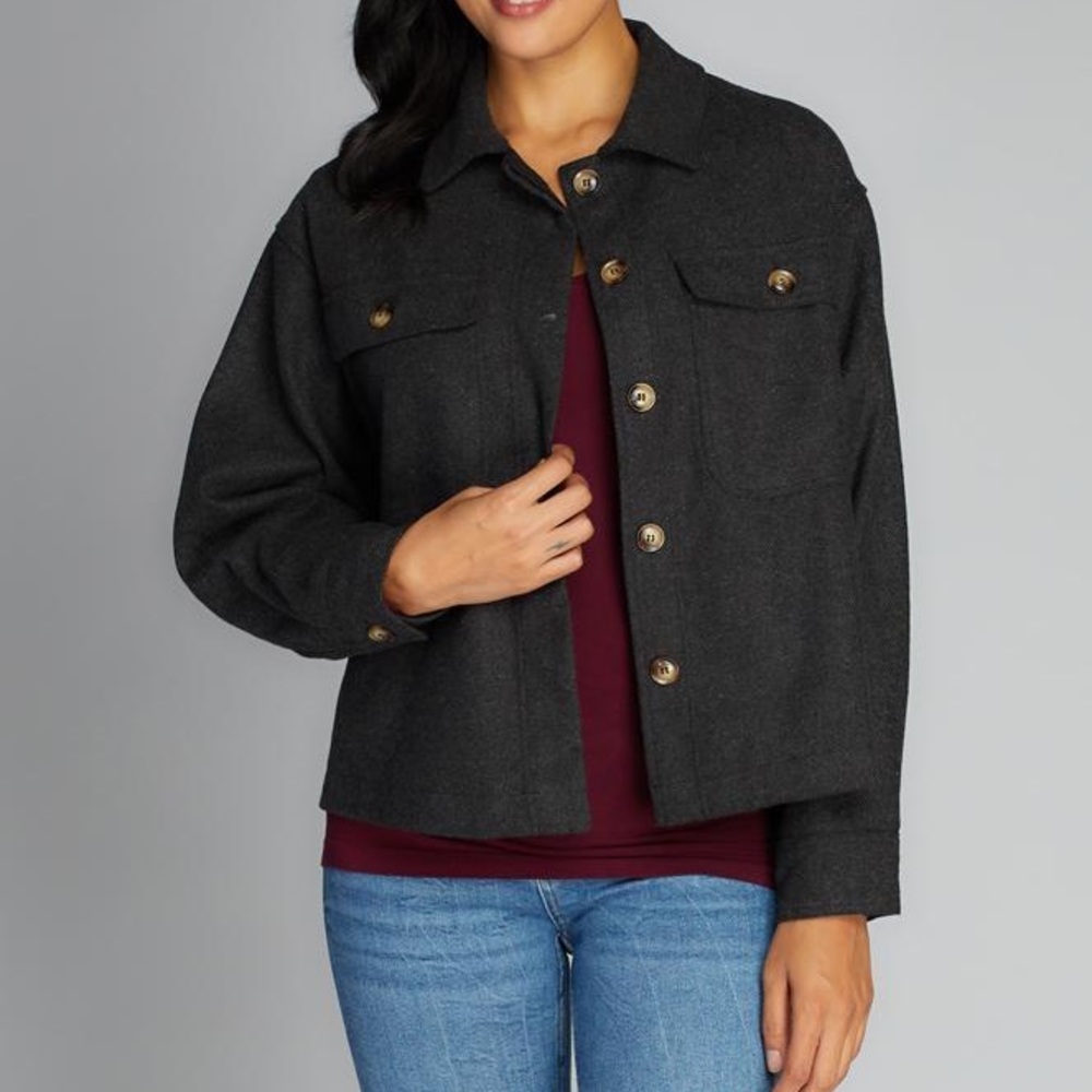 NWT! - C’est Moi | Crop Jacket Black ONE SIZE!
